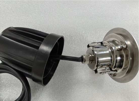 RGB đèn LED hồ bơi Đèn DC12V Điện áp đầu vào 100lmw Hiệu quả ánh sáng Đèn sáng Đèn chống nước Giải pháp chiếu sáng dưới nước